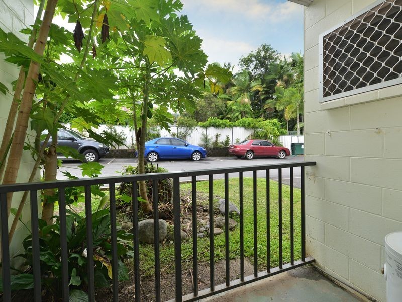 2/394 Mayers Street, Edge Hill QLD 4870