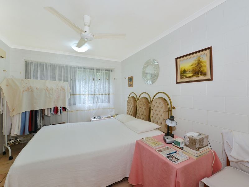 2/4 McPherson Close, Edge Hill QLD 4870