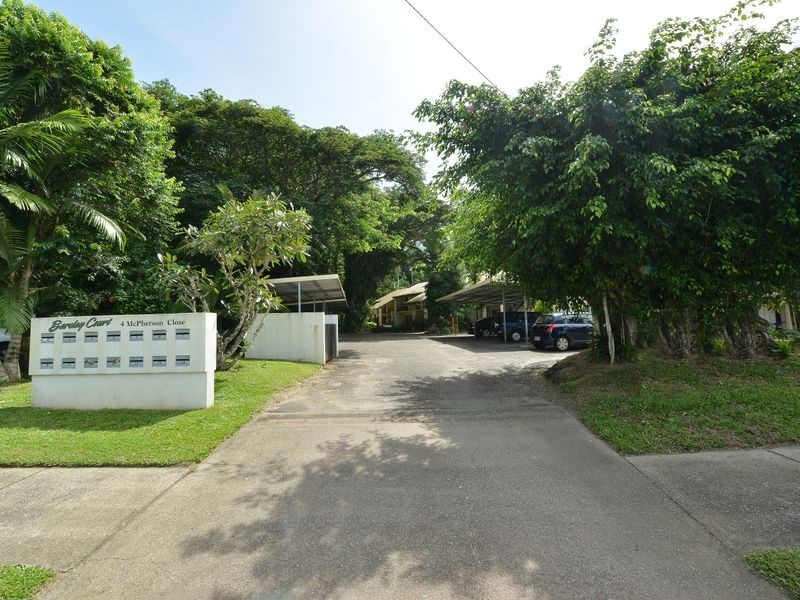 2/4 McPherson Close, Edge Hill QLD 4870