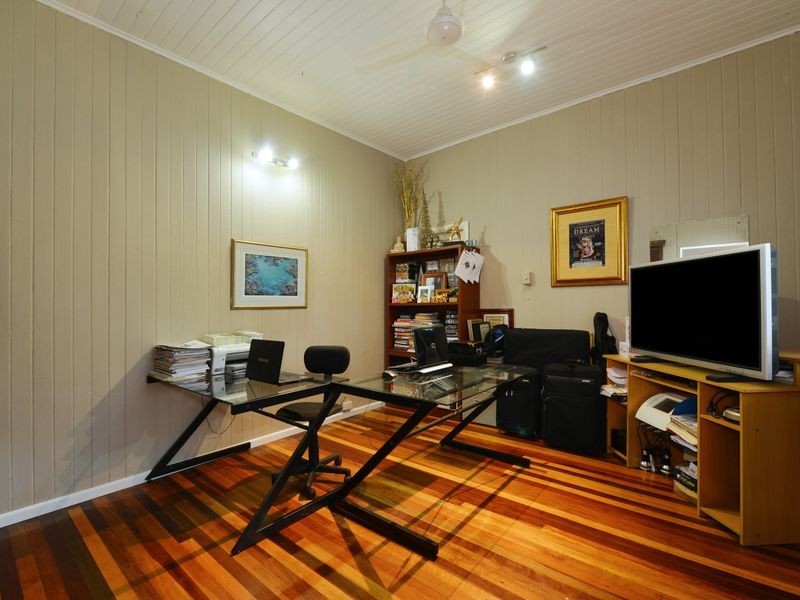 233 Woodward Street, Whitfield QLD 4870