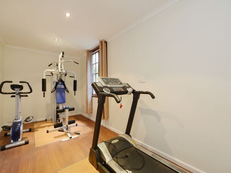 233 Woodward Street, Whitfield QLD 4870