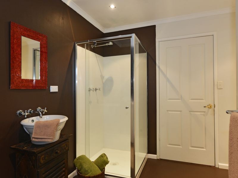 233 Woodward Street, Whitfield QLD 4870