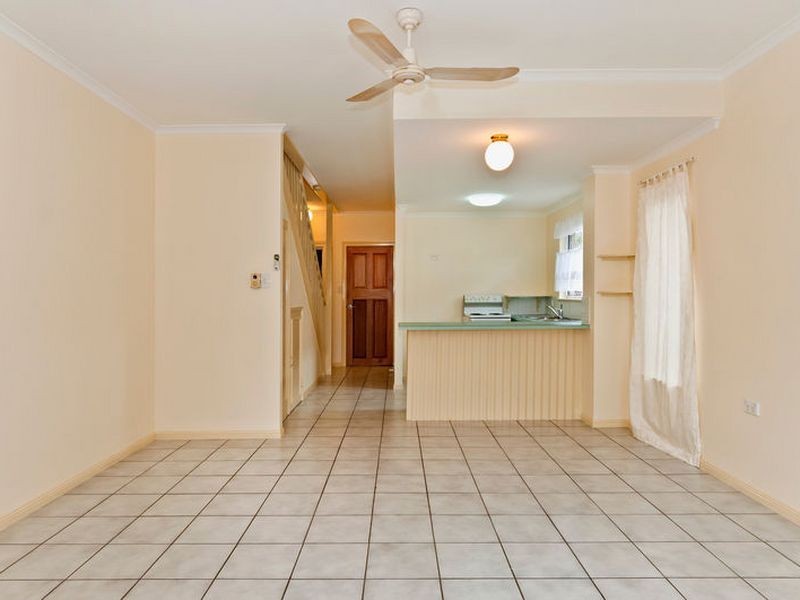 7/36 Springfield Crescent, Manoora QLD 4870