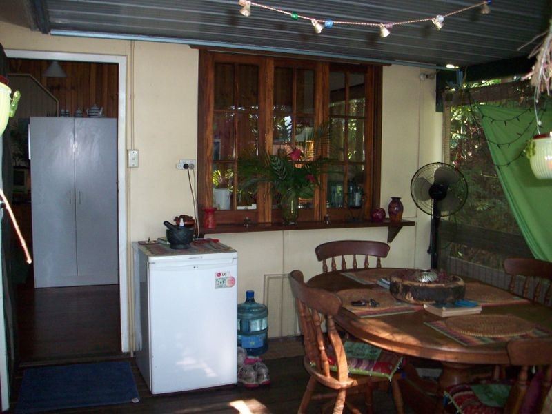 Mooroobool QLD 4870