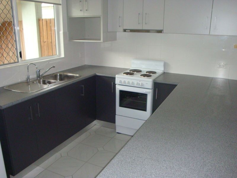 1/13 Givens Street, Westcourt QLD 4870