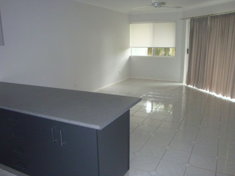 1/13 Givens Street, Westcourt QLD 4870