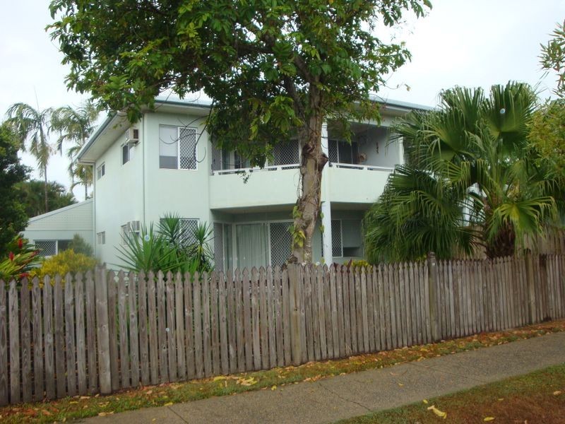 1/13 Givens Street, Westcourt QLD 4870