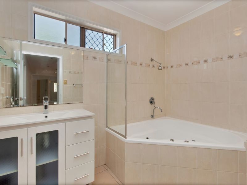 96 Barnard Drive, Mount Sheridan QLD 4868