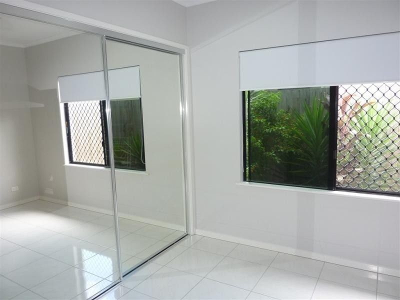 1 Daykin Close, Redlynch QLD 4870