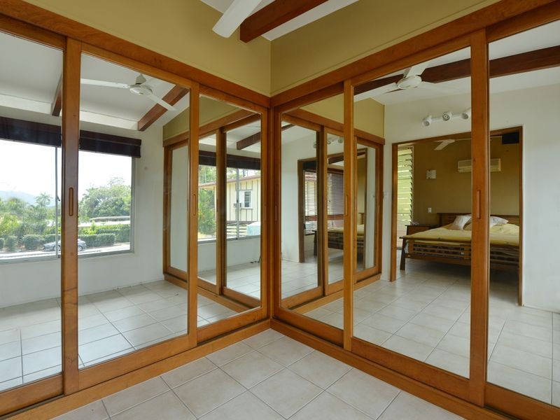168 Hillview Crescent, Whitfield QLD 4870