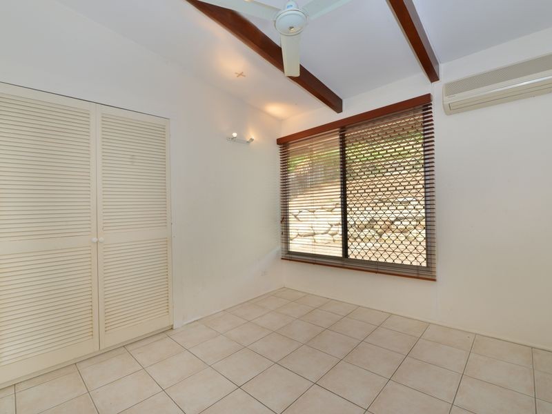 168 Hillview Crescent, Whitfield QLD 4870