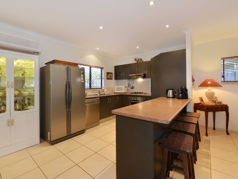 1B York Street, Whitfield QLD 4870