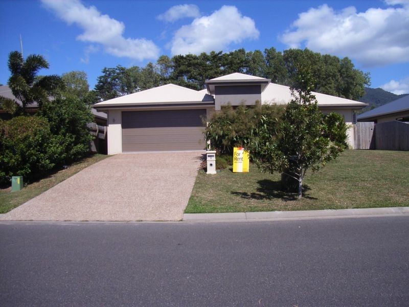 8 Norwood Crescent, Trinity Park QLD 4879