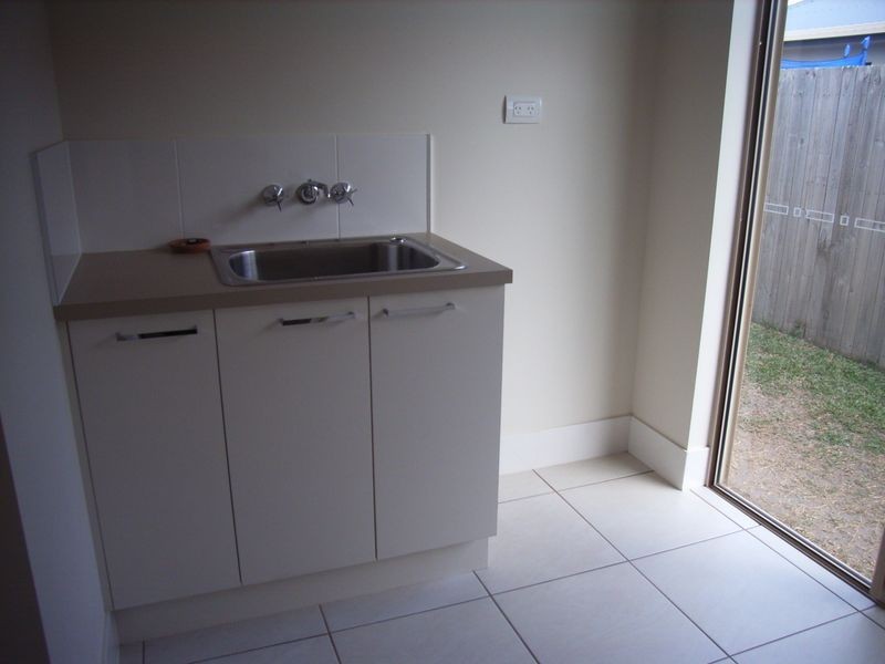 8 Norwood Crescent, Trinity Park QLD 4879