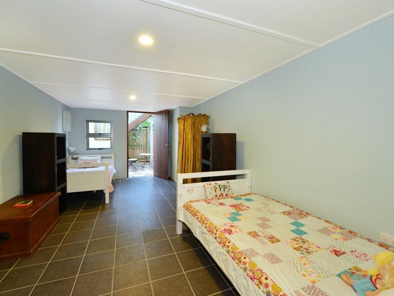 4 Walsh Street, Edge Hill QLD 4870