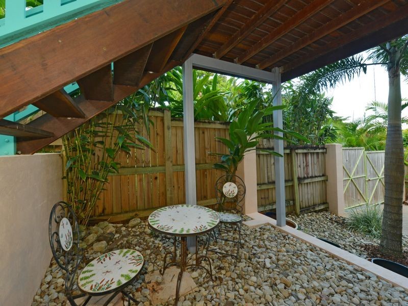 4 Walsh Street, Edge Hill QLD 4870