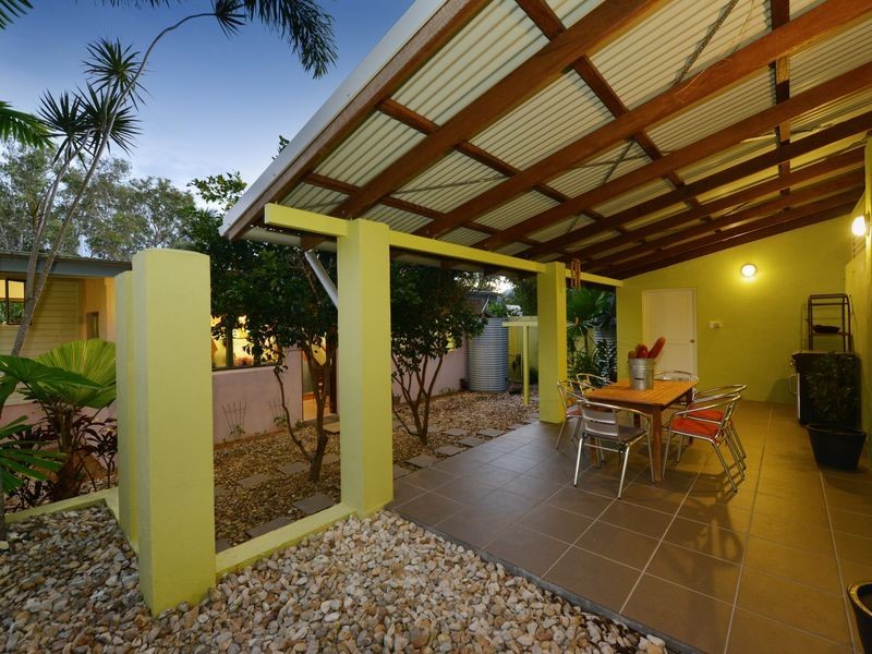 4 Walsh Street, Edge Hill QLD 4870
