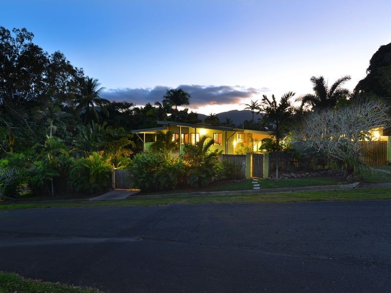 4 Walsh Street, Edge Hill QLD 4870