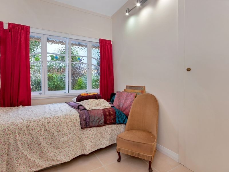 6 Avon Street, Stratford QLD 4870
