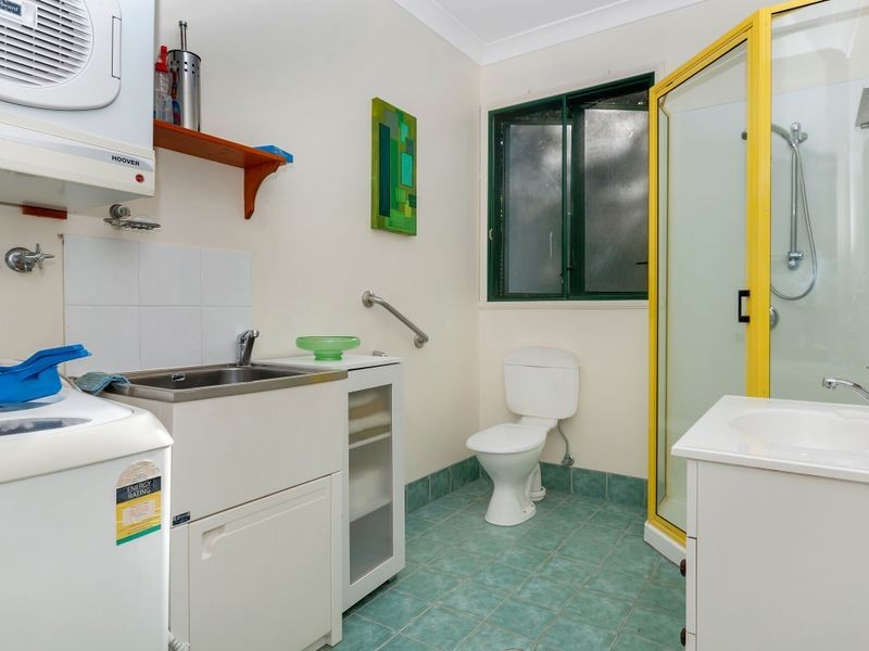 6 Avon Street, Stratford QLD 4870