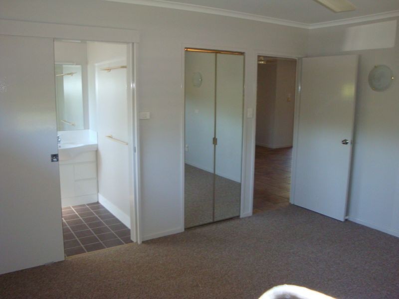 7 Viola Close, Bayview Heights QLD 4868