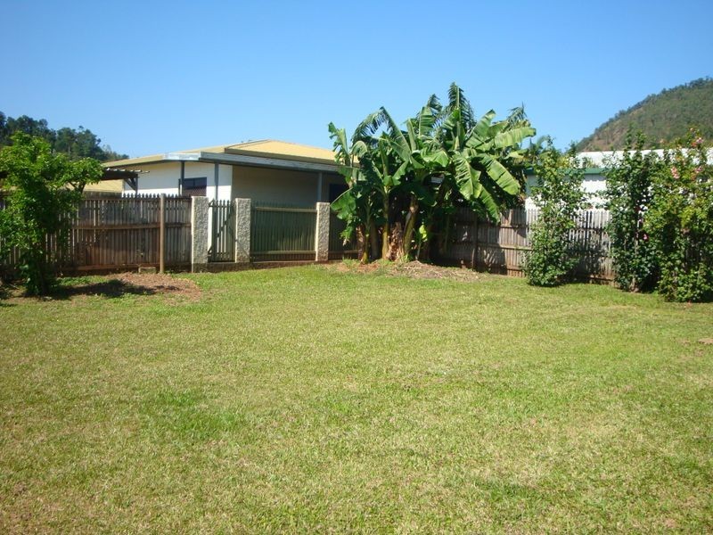 7 Viola Close, Bayview Heights QLD 4868