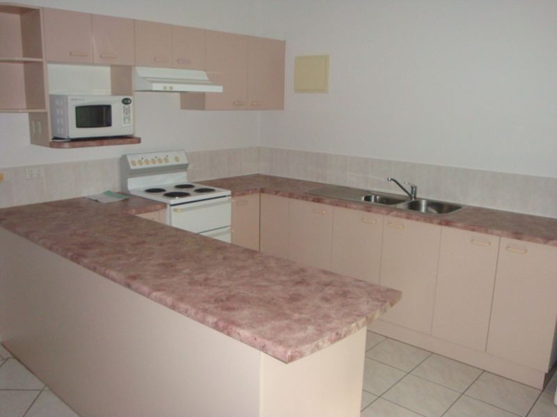 Manoora QLD 4870