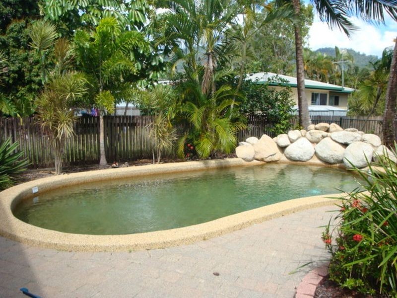 Manoora QLD 4870
