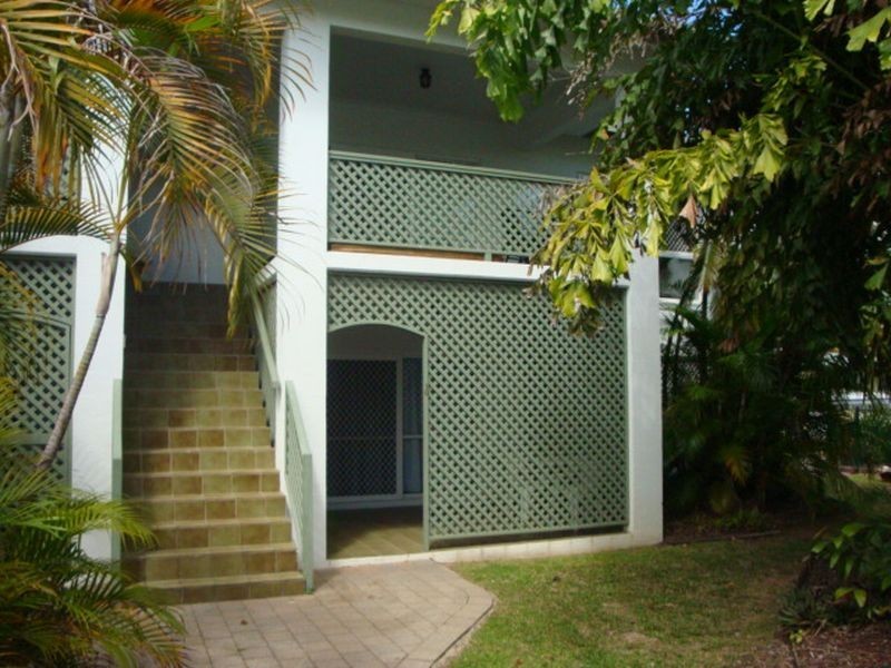 Manoora QLD 4870