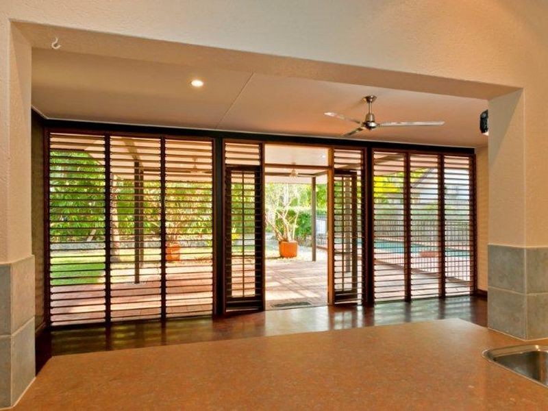 6 Carolyn Close, Yorkeys Knob QLD 4878