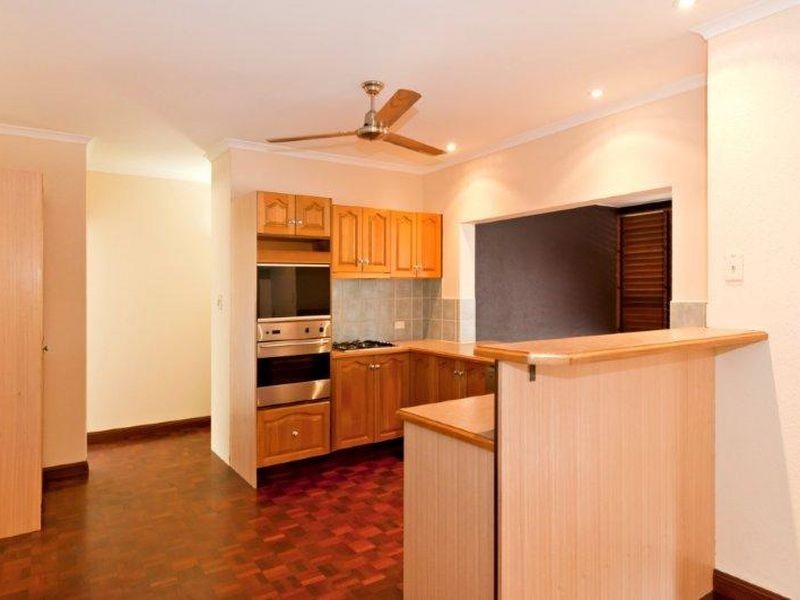 6 Carolyn Close, Yorkeys Knob QLD 4878