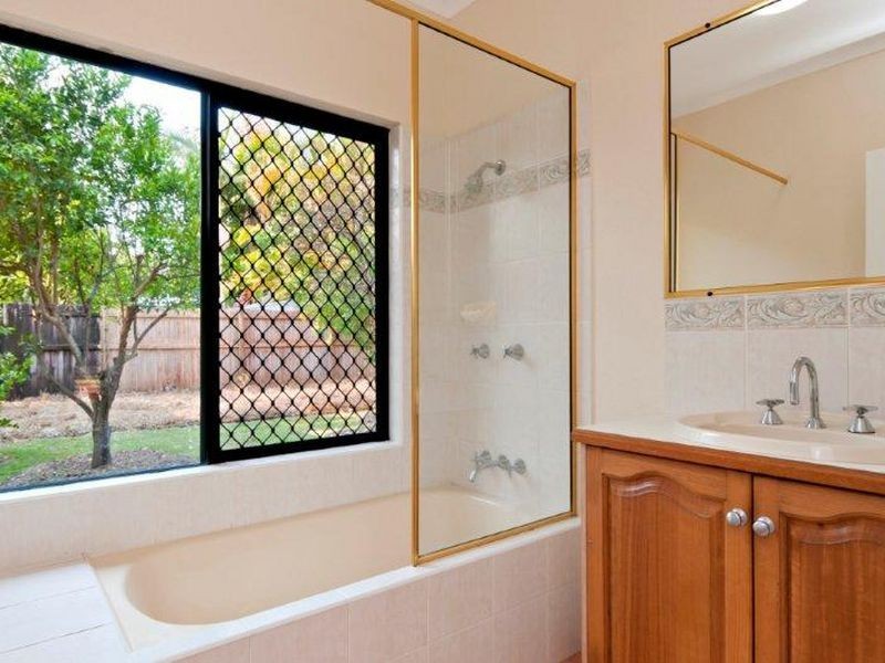 6 Carolyn Close, Yorkeys Knob QLD 4878