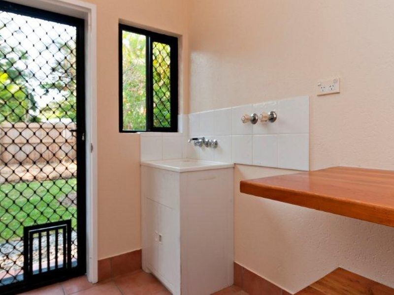 6 Carolyn Close, Yorkeys Knob QLD 4878