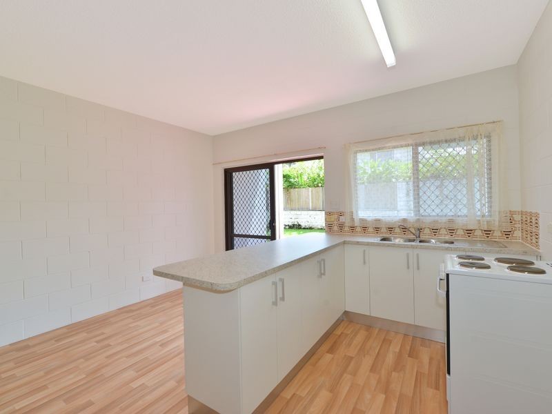 2/3 Crathern Close, Edge Hill QLD 4870
