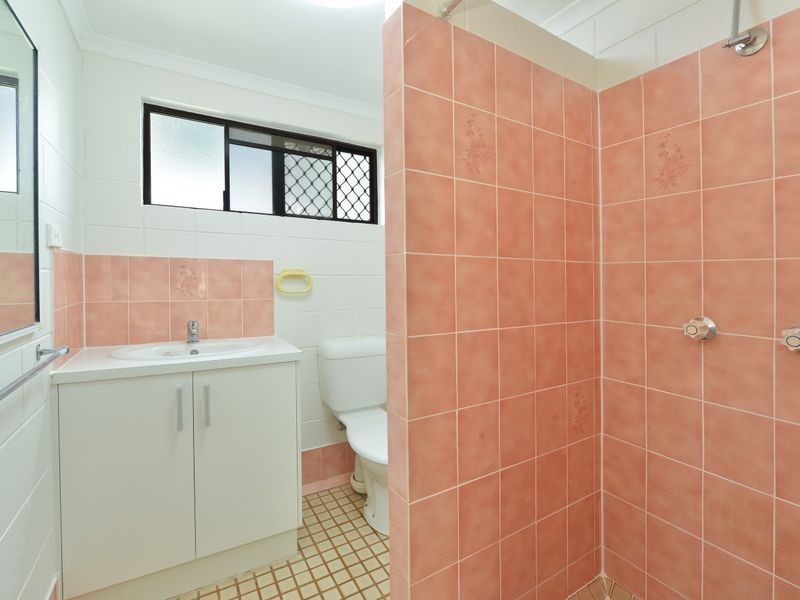 2/3 Crathern Close, Edge Hill QLD 4870