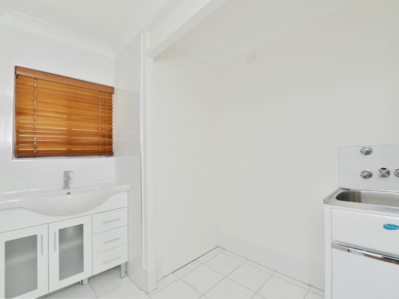 12/161 Esplanade, Aeroglen QLD 4870