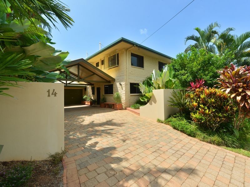 14 Park Street, Whitfield QLD 4870