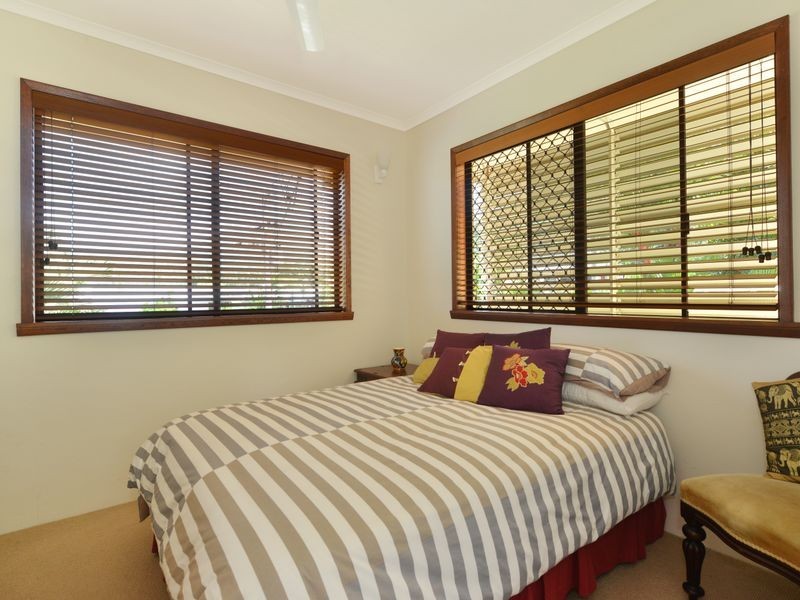 14 Park Street, Whitfield QLD 4870