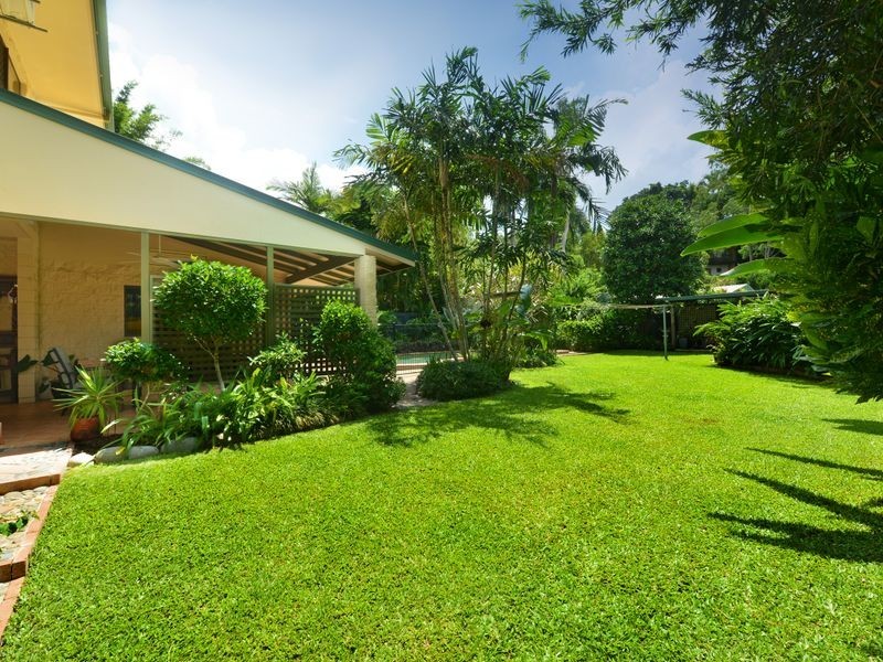 14 Park Street, Whitfield QLD 4870