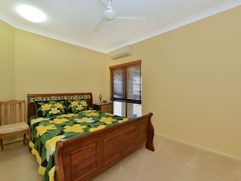 8 Chapel Close, Brinsmead QLD 4870
