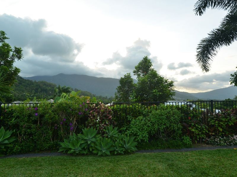 26 Greendale Close, Brinsmead QLD 4870