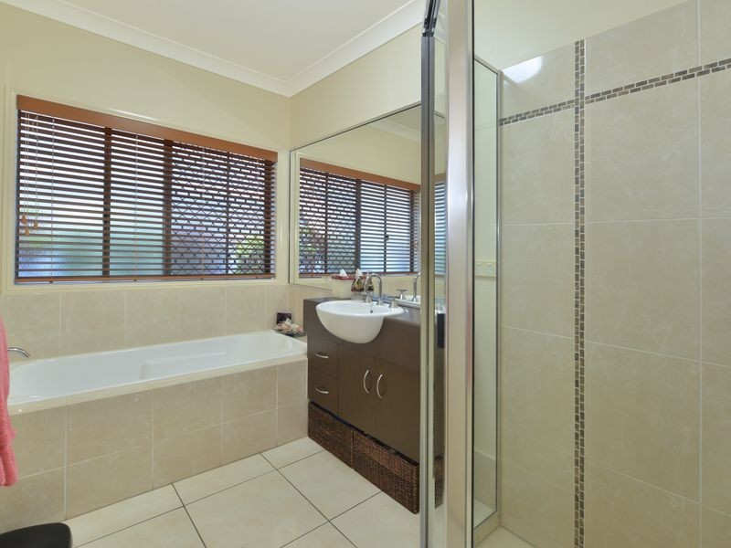 26 Greendale Close, Brinsmead QLD 4870