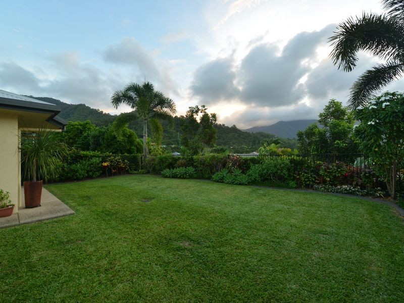 26 Greendale Close, Brinsmead QLD 4870