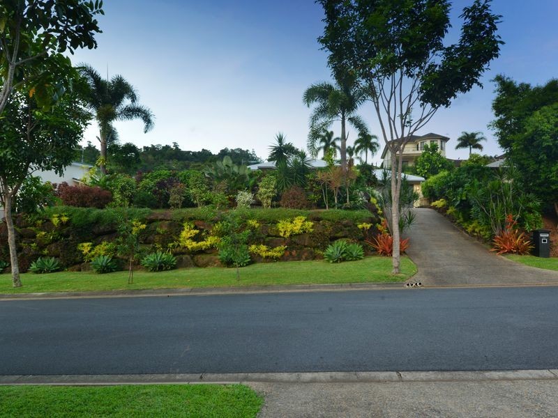 26 Greendale Close, Brinsmead QLD 4870
