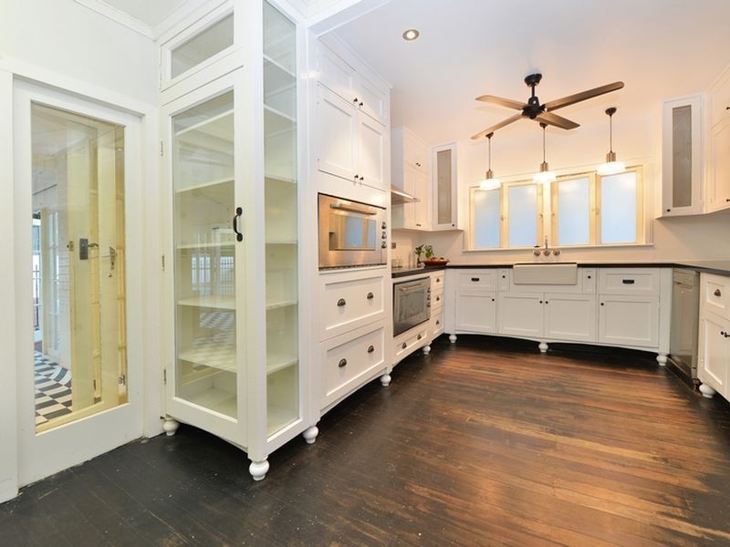 16 Walsh Street, Edge Hill QLD 4870