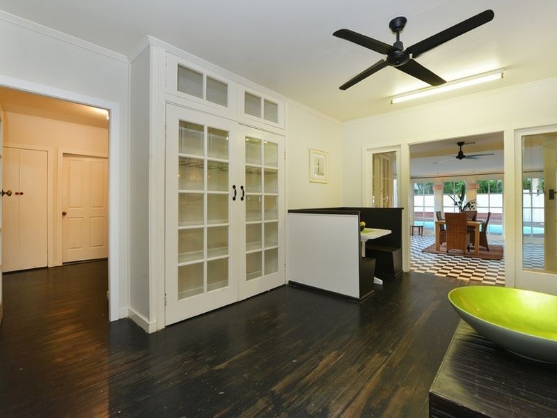 16 Walsh Street, Edge Hill QLD 4870