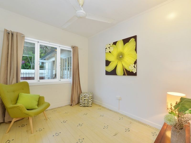 16 Walsh Street, Edge Hill QLD 4870