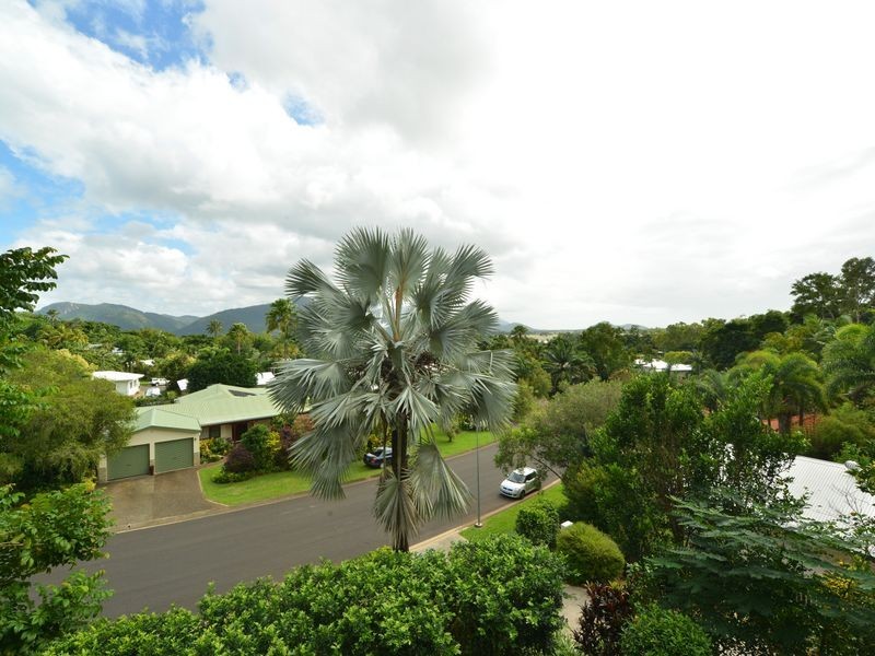91 Petersen Street, Freshwater QLD 4870