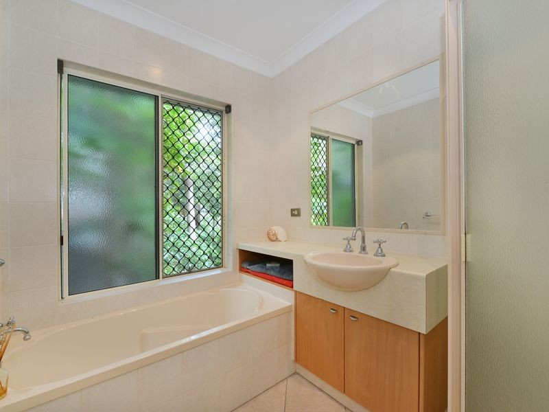 91 Petersen Street, Freshwater QLD 4870