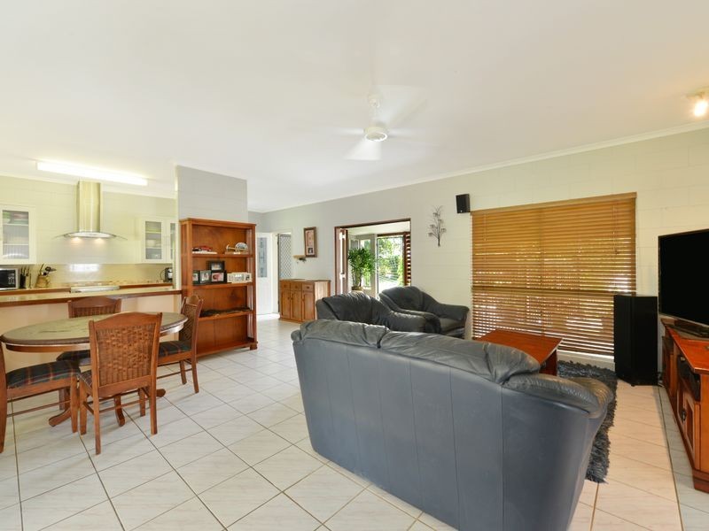 11 Gardiner Close, Brinsmead QLD 4870